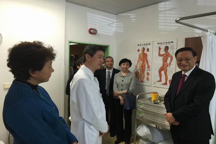 调整大小 捷克1.jpg